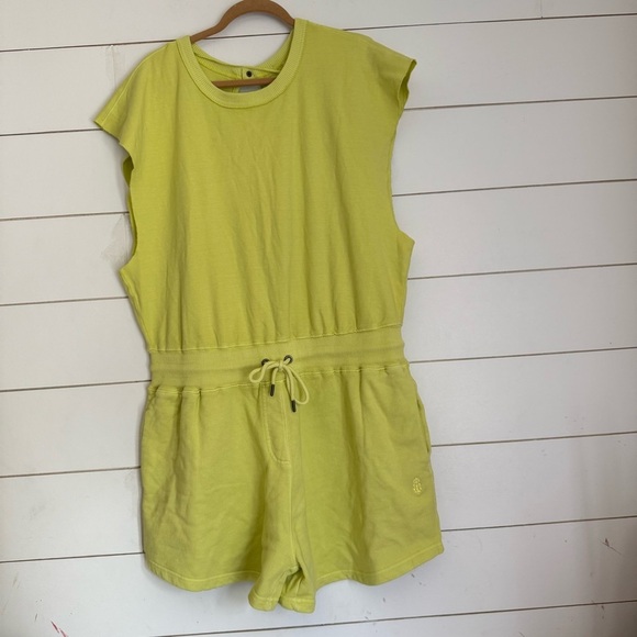 Nwot Free People FP Movement Throw and Go Shortsie - Picture 5 of 10